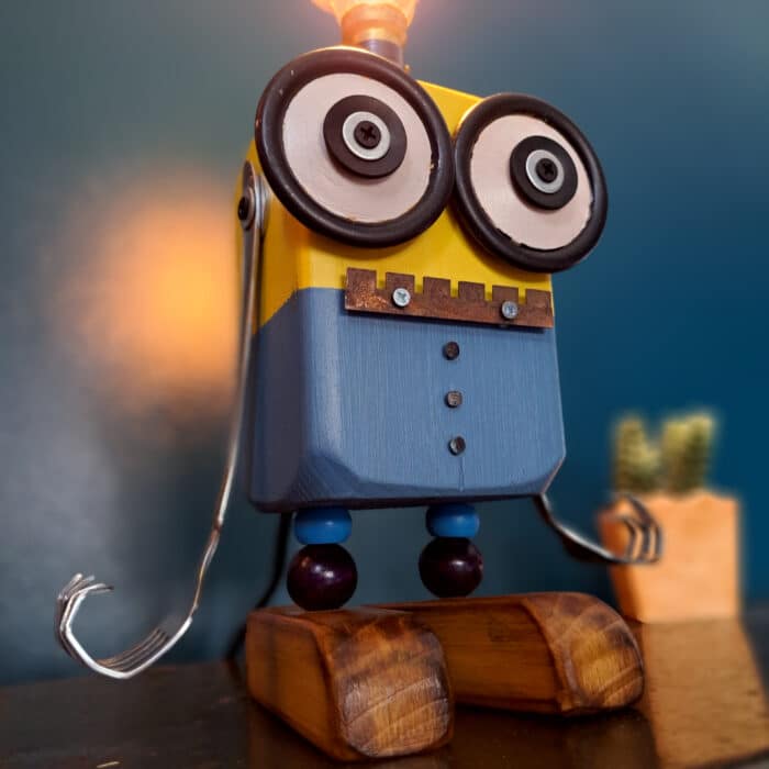 Banannna Munchkin Bot Lamp - Image 7