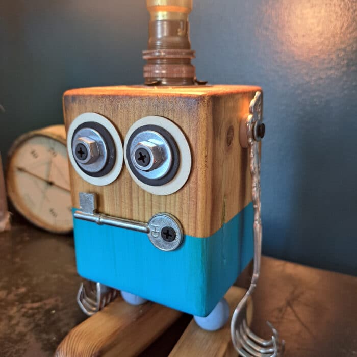 Titus Munchkin Bot Lamp - Image 6