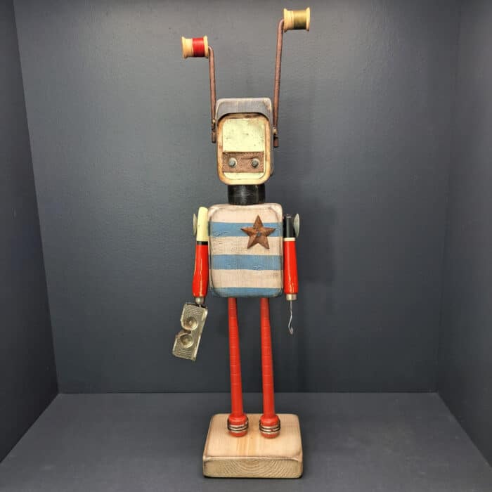 Tobias The Tall Extra Long Robot